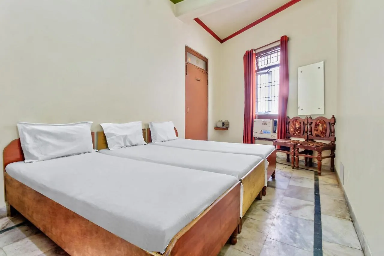 Spot On 48399 Hotel Sitaram Palace Agra
