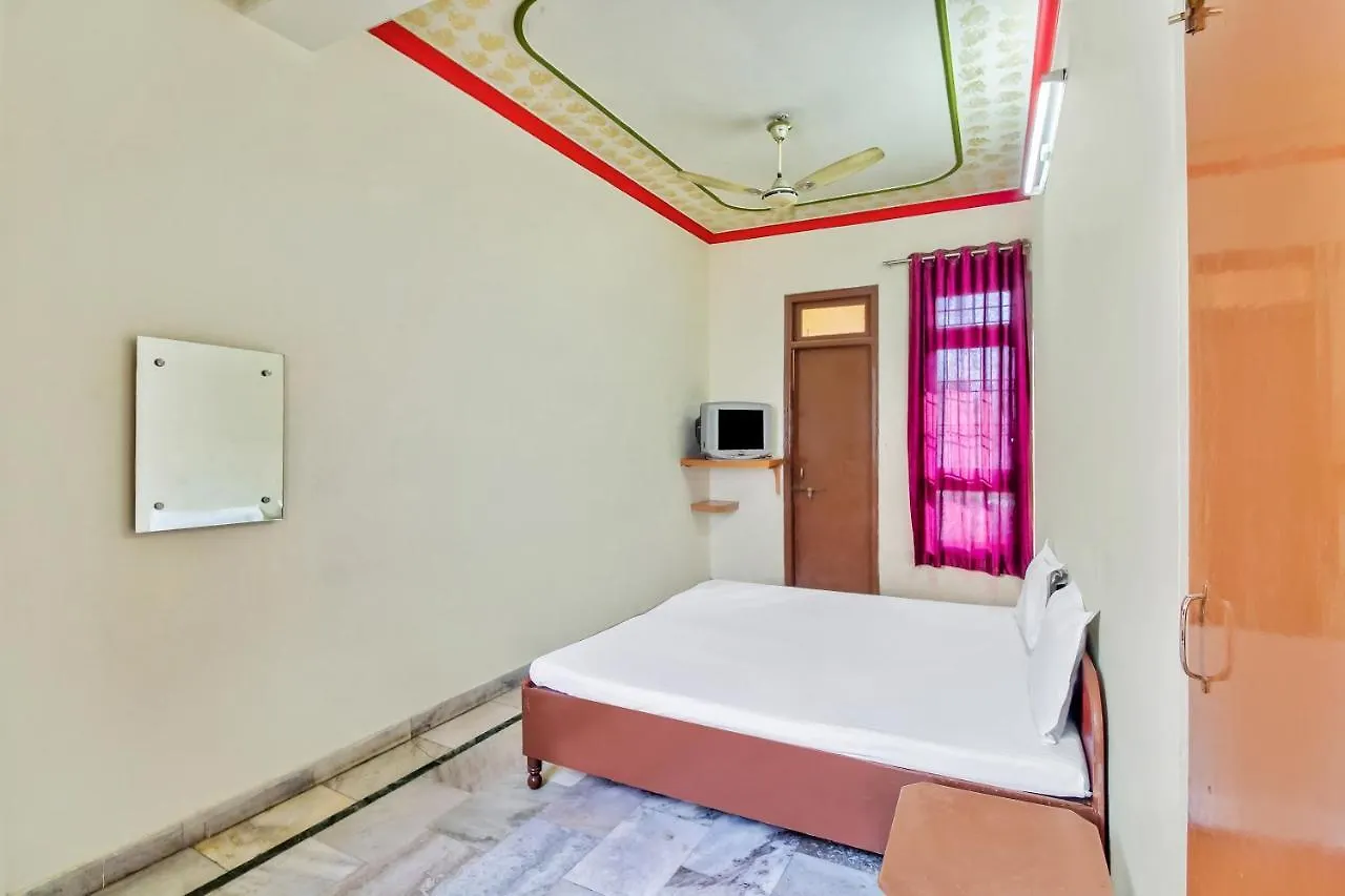 Spot On 48399 Hotel Sitaram Palace Agra