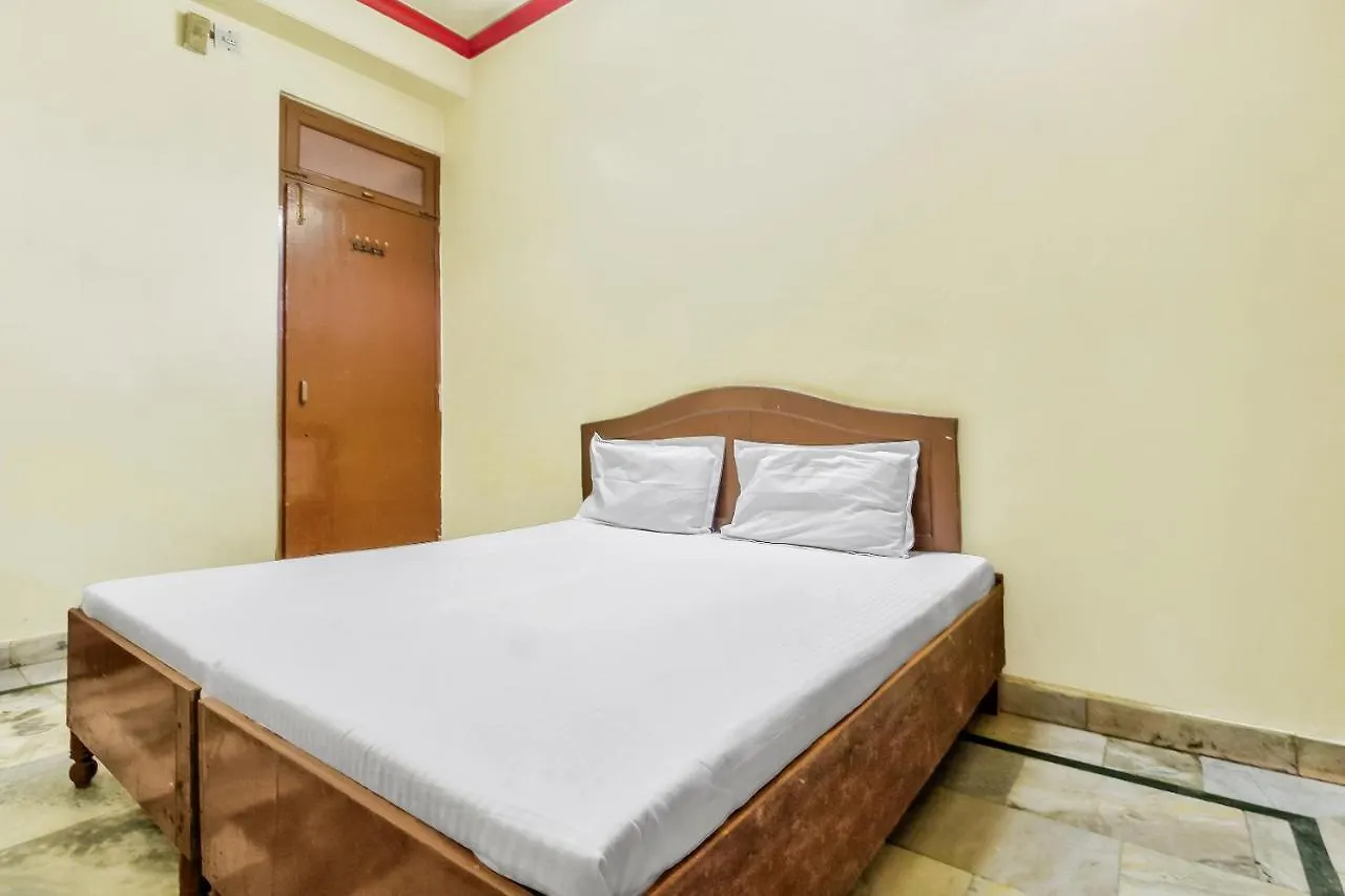 Spot On 48399 Hotel Sitaram Palace Agra  2*, Agra (Uttar Pradesh) India